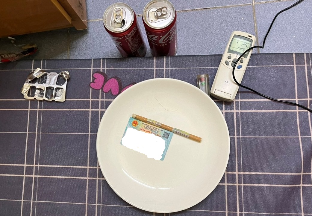 Phòng Cảnh sát điều tra tội phạm về ma túy tạm giữ hình sự 3 đối tượng tổ chức sử dụng trái phép chất ma túy ở xã Ngũ Lão (Thủy Nguyên)